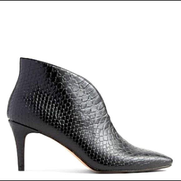 Textured cut out booties!! - Picture 2 of 2